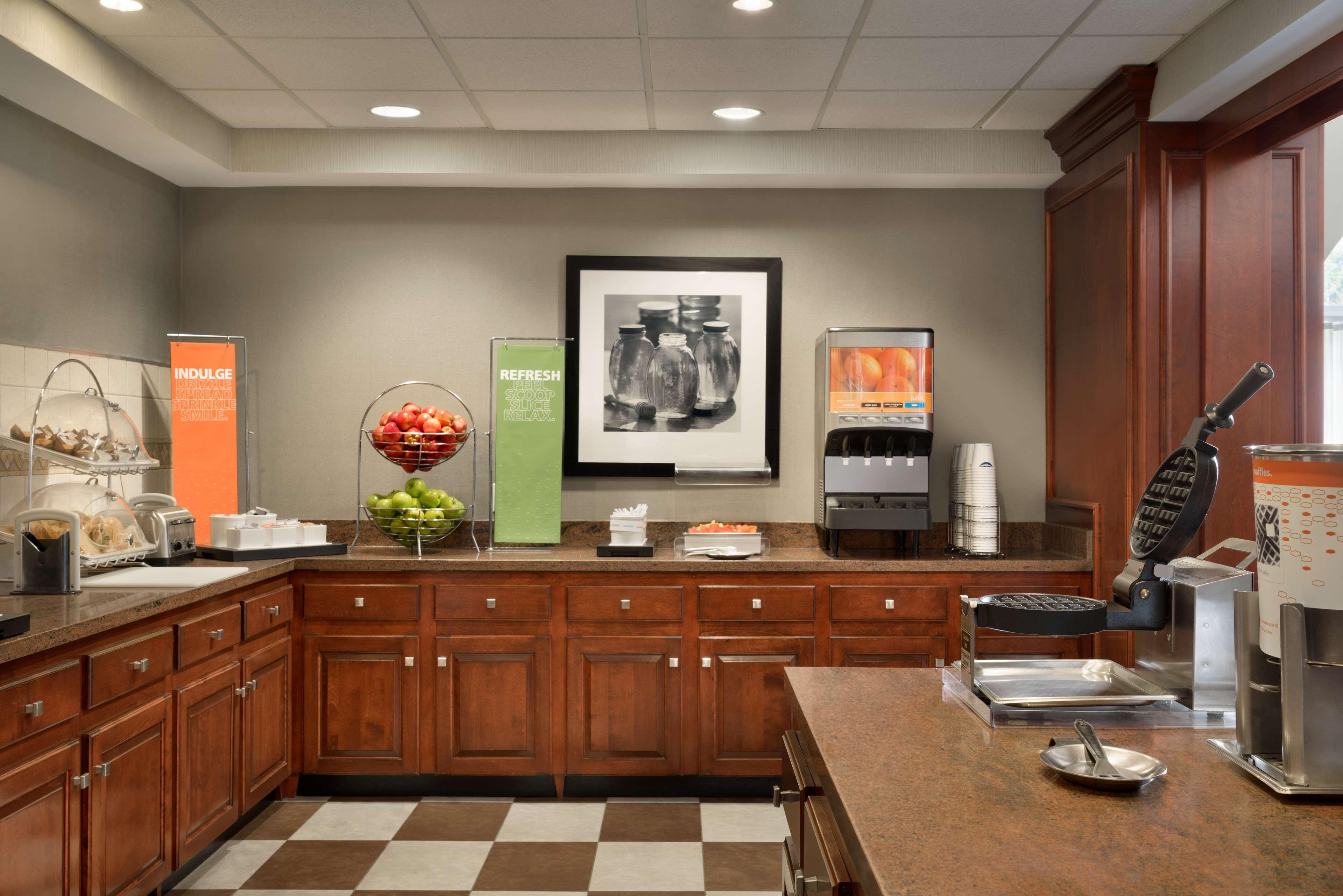 Hampton Inn & Suites Middletown Ngoại thất bức ảnh