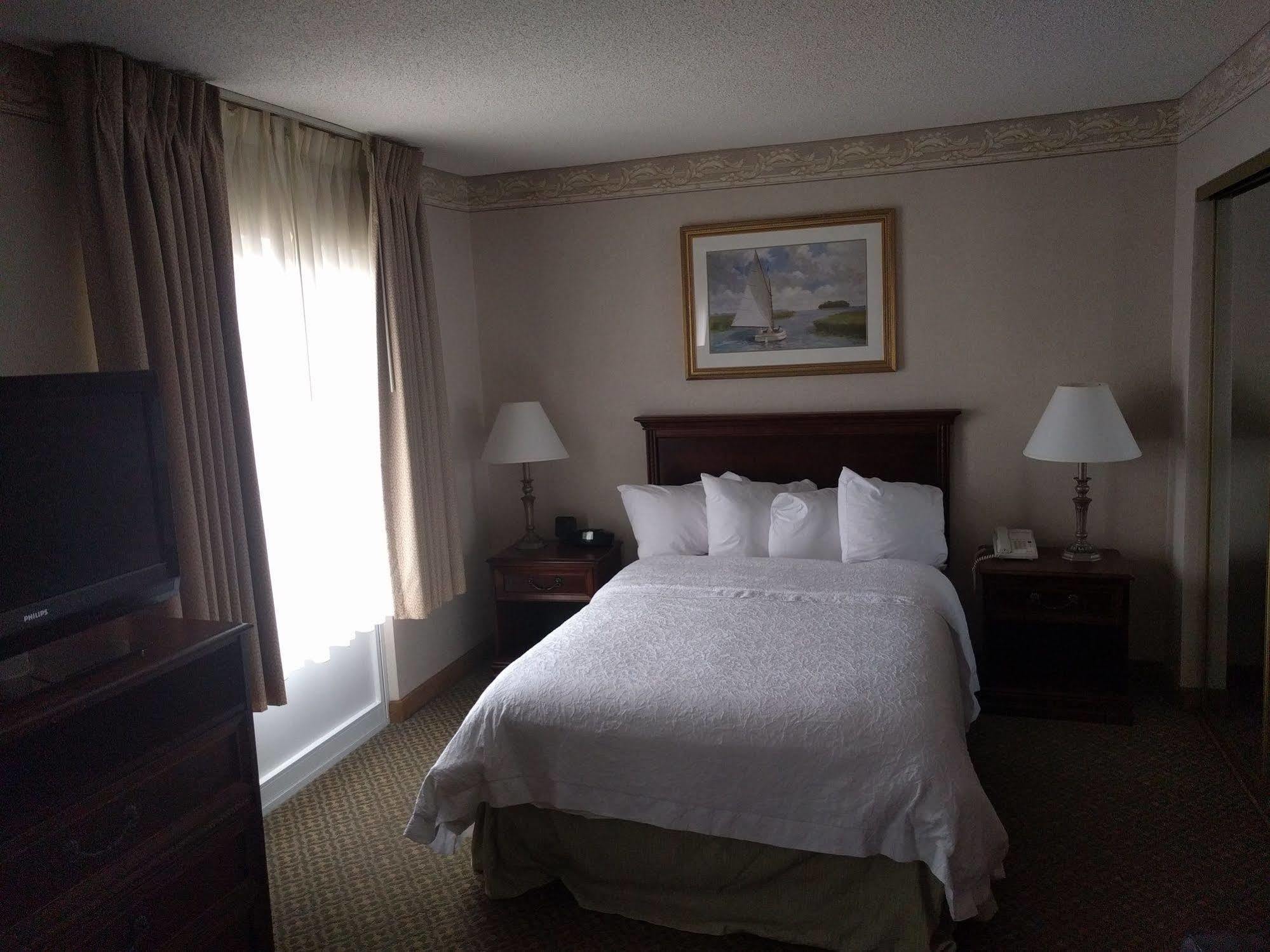 Hampton Inn & Suites Middletown Ngoại thất bức ảnh